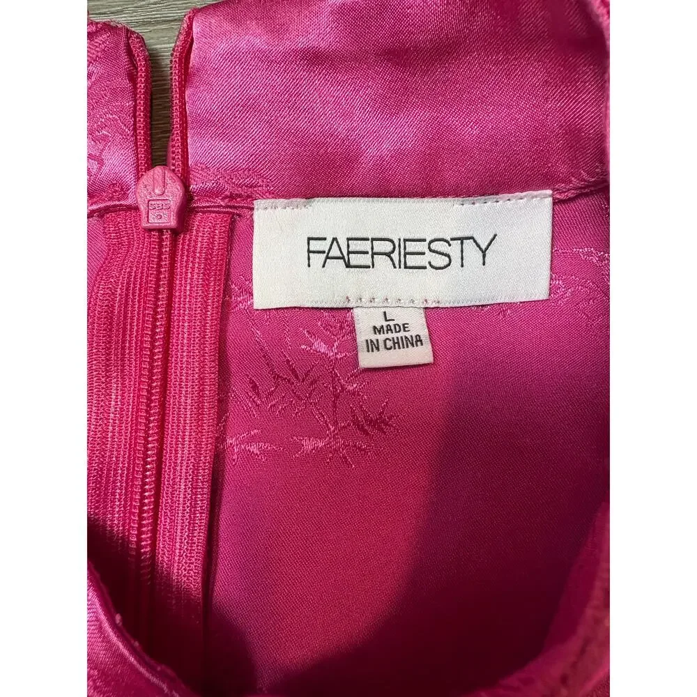 Lovely Faeriesty Pink Dress Size L - New with Minor Button Flaw - Picture 3 of 6
